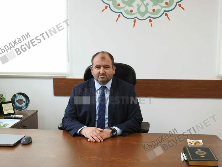 Басри Еминвефенди