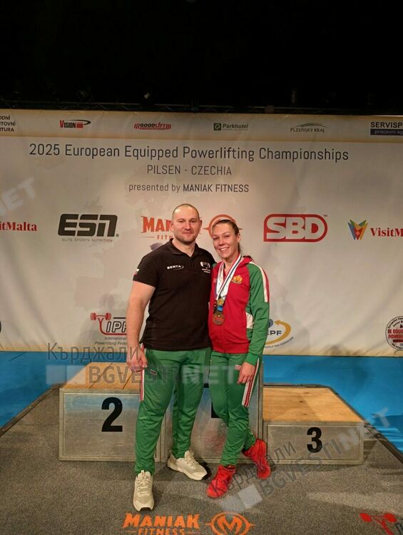 Радостина Лулова  представя България на световното първенство по силов трибой в Румъния