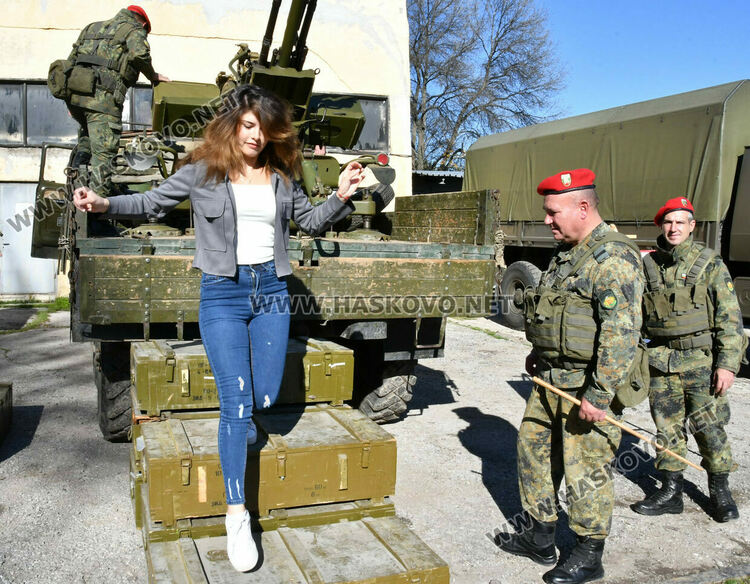 Военните формирования в Хасково и Корен с отворени врати преди Празника на сухопътните войски