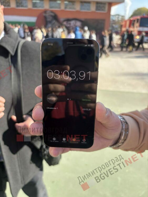 "Спасиха" директорка на училище през прозореца на 4-ия етаж по време на учебна евакуация в Димитровград