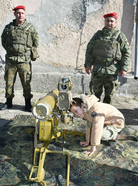 Военните формирования в Хасково и Корен с отворени врати преди Празника на сухопътните войски