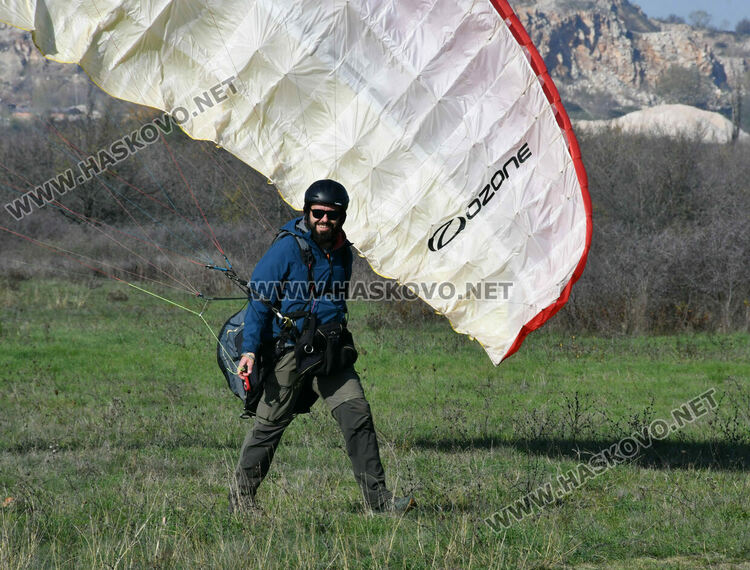 Международно състезание по парапланеризъм се проведе на летище „Узунджово“