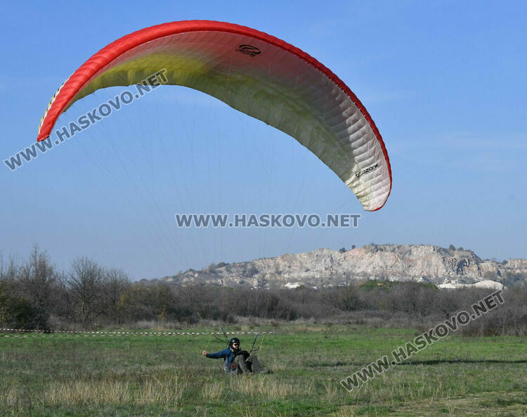 Международно състезание по парапланеризъм се проведе на летище „Узунджово“