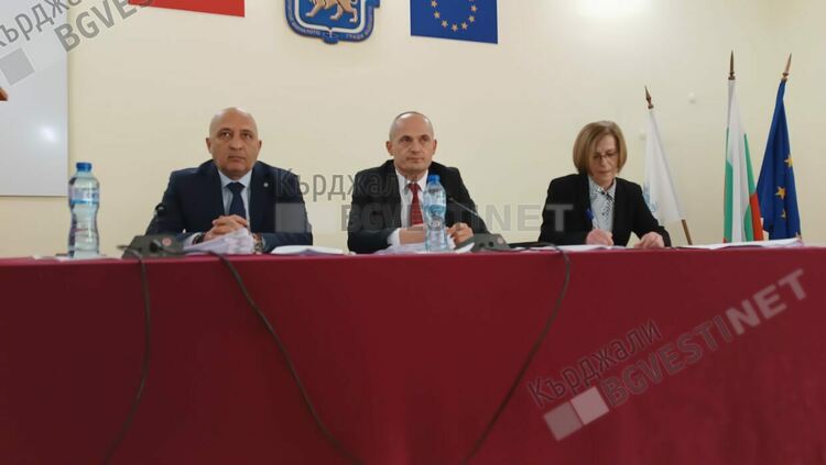 Десетократно скача таксата за притежаване на куче в Кърджали