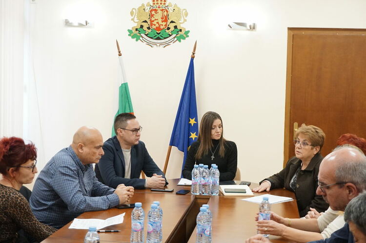 Общините в Хасковско ще изготвят графици за почистване на незаконни сметища 