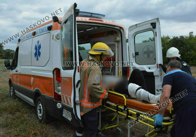 Двама водачи пострадаха при катастрофи, единият е с опасност за живота