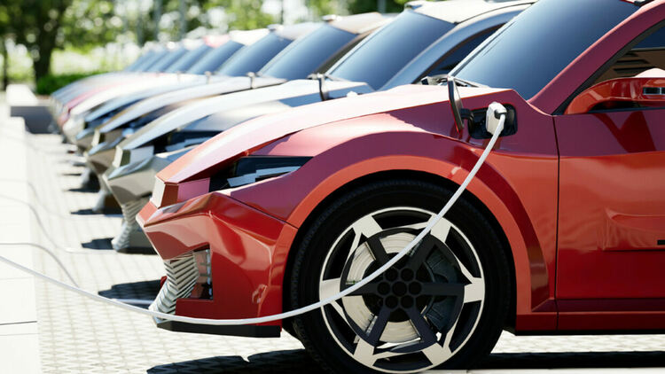 ЕС отпуска средства на България за зарядни станции за електромобили