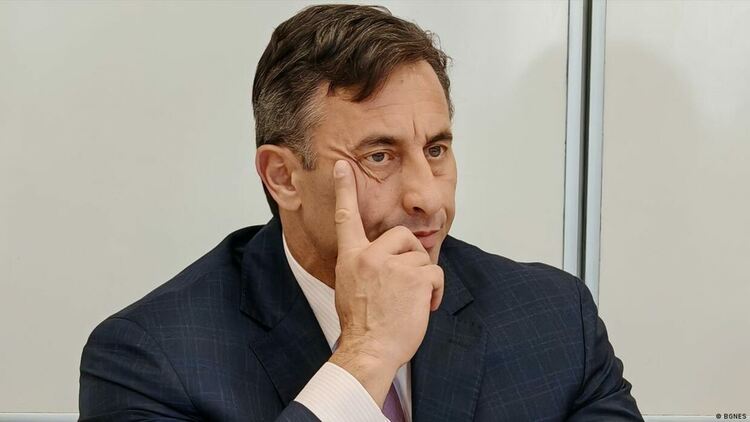 Румен Спецов няма изисквания от закона 5-годишен опит в дейности, свързани с нефтения бизнес, а отговорността е голяма