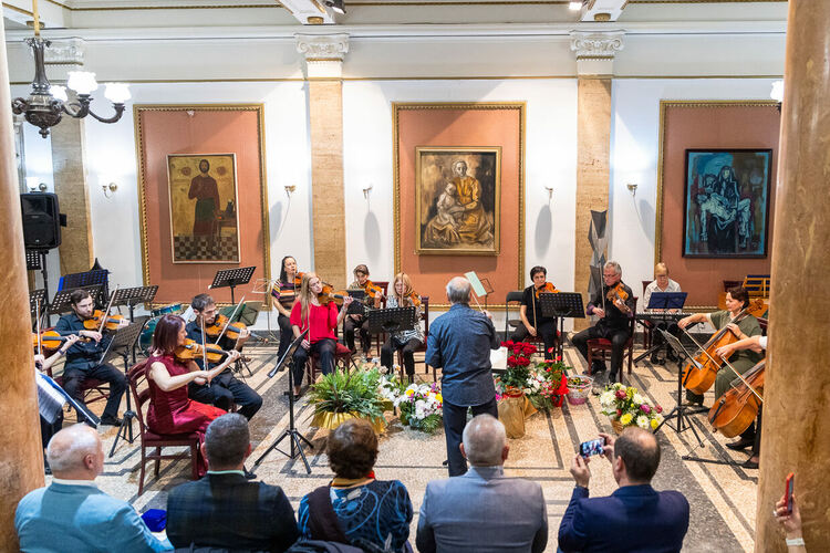Камерен оркестър „Орфей“ отпразнува своя 50-годишен юбилей