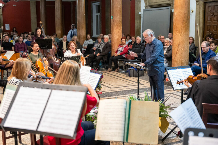 Камерен оркестър „Орфей“ отпразнува своя 50-годишен юбилей