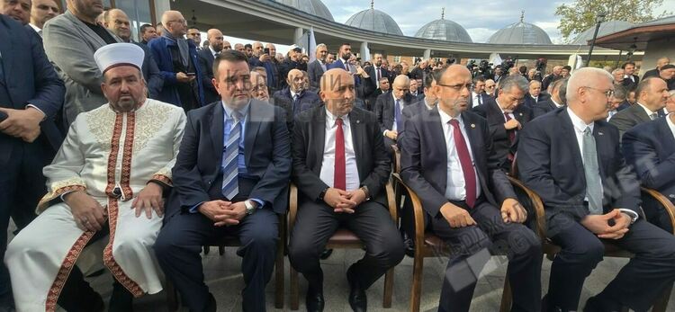 Откриха новата джамия в Кърджали/снимки/