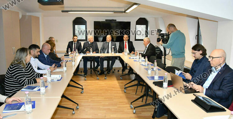 Индустриалци: До 10 години светът няма да е същият заради квантовите компютри, бизнесът и образованието също