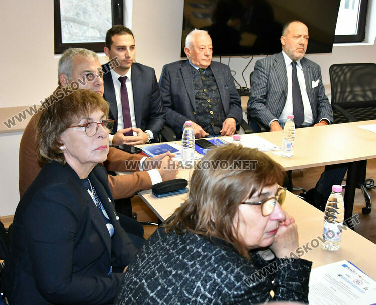 Индустриалци: До 10 години светът няма да е същият заради квантовите компютри, бизнесът и образованието също