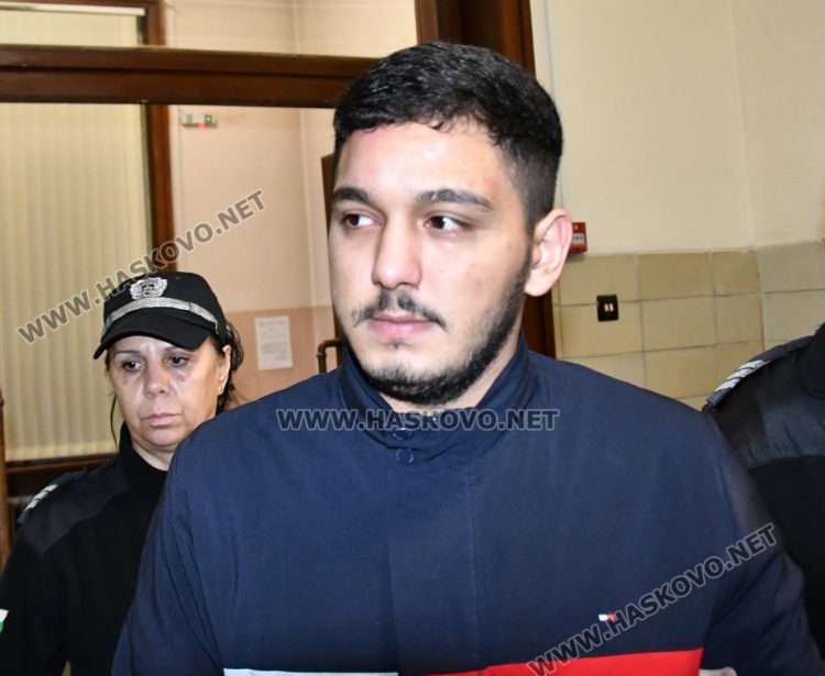 Фуркан Баджак остава в ареста за контрабанда на оръжия, влязъл нелегално в Хасковско