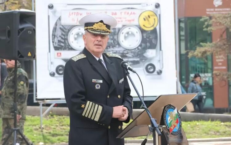 Адмирал Емил Ефтимов