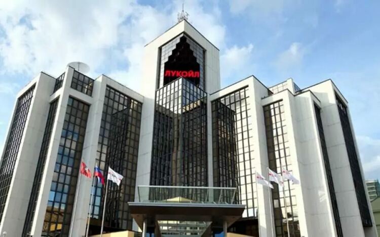 Централата на корпорацията в Москва