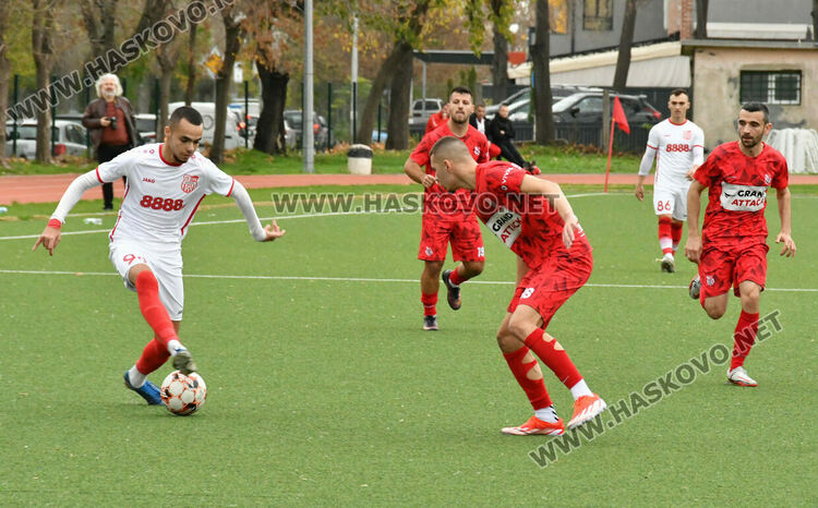 ОФК „Хасково“ изхвърли ФК „Хасково“ от турнира за аматьорската купа след 0:4 на „Младост“