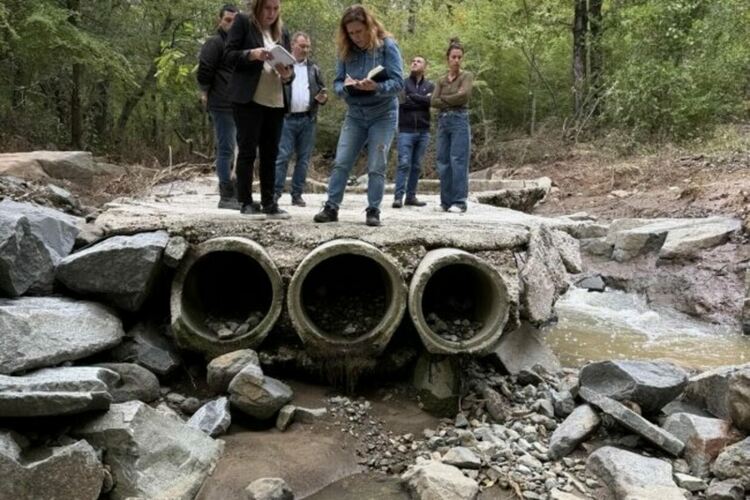 Проверките сочат, че една трета от водните обекти по Черноморието са потенциална заплаха за селищата, сн. МОСВ