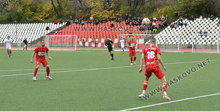 ОФК „Хасково“ изхвърли ФК „Хасково“ от турнира за аматьорската купа след 0:4 на „Младост“
