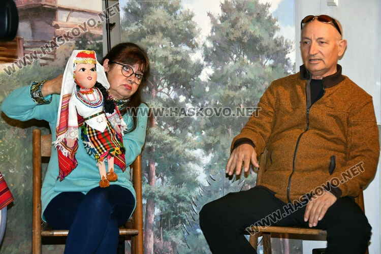 Театър „Дани и Деси“ празнува 30 години на сцена 