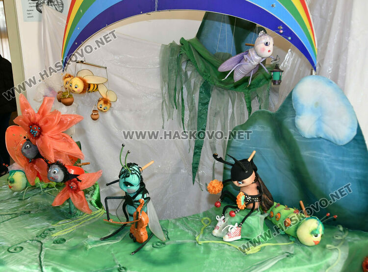 Театър „Дани и Деси“ празнува 30 години на сцена 