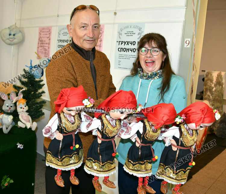 Театър „Дани и Деси“ празнува 30 години на сцена 