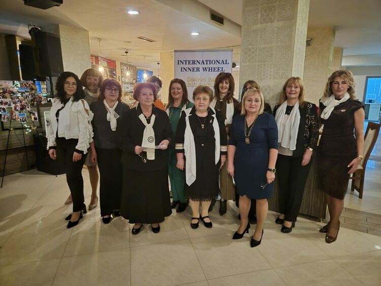 Благотворителна вечер на Инър Уйл клуб Хасково в подкрепа на „Спасителен клуб за Бъдеще – Хасково“