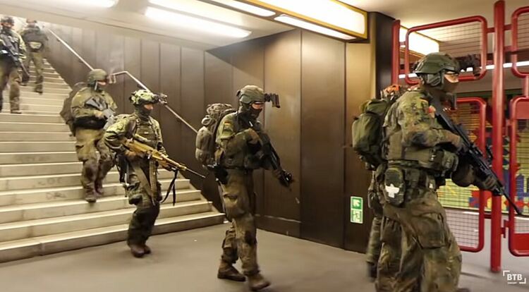  „Последното мирно лято?“ Бундесверът тренира военни действия в случай на руска атака