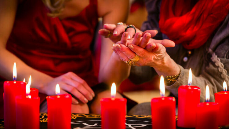 Родители твърдят, че дъщеря им починала мистериозно след екзорсистки ритуал