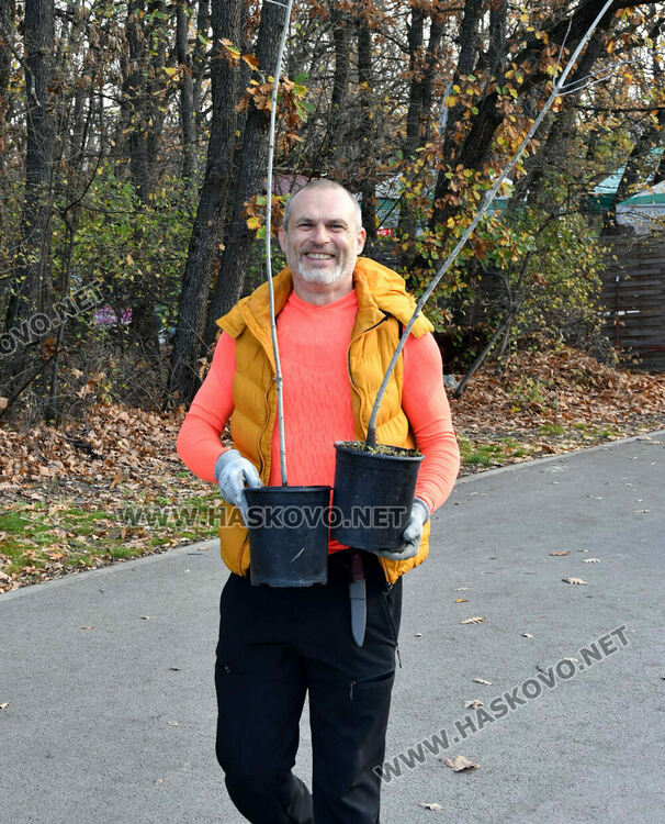 Ротарианската гора на Кенана порасна с 47 дъба