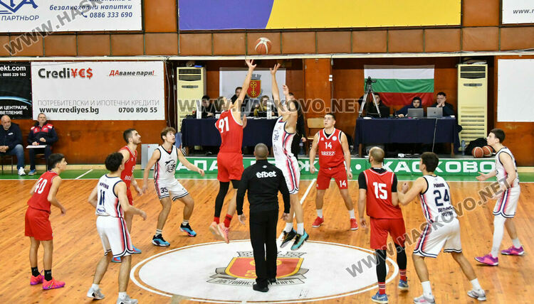 Баскетболният „Хасково Б” разби Делфин Бургас