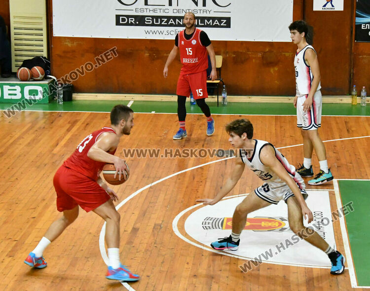 Баскетболният „Хасково Б” разби Делфин Бургас