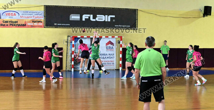 Хандбалистките на Хасково загубиха от Панагюрище