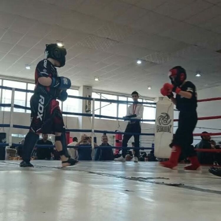 Бойните "Комбат Спорт" трети в турнир по кикбокс