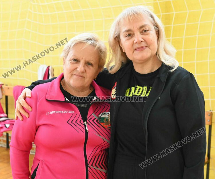 Хандбалистките на Хасково загубиха от Панагюрище