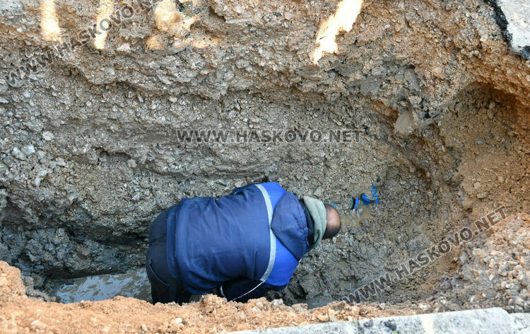 Аварии оставиха без вода част от Хасково и 15 села в региона