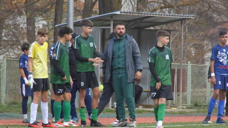 Млади таланти от школата на "Родопа" излизат еднолично на върха под ръководството на Георги Чакъров