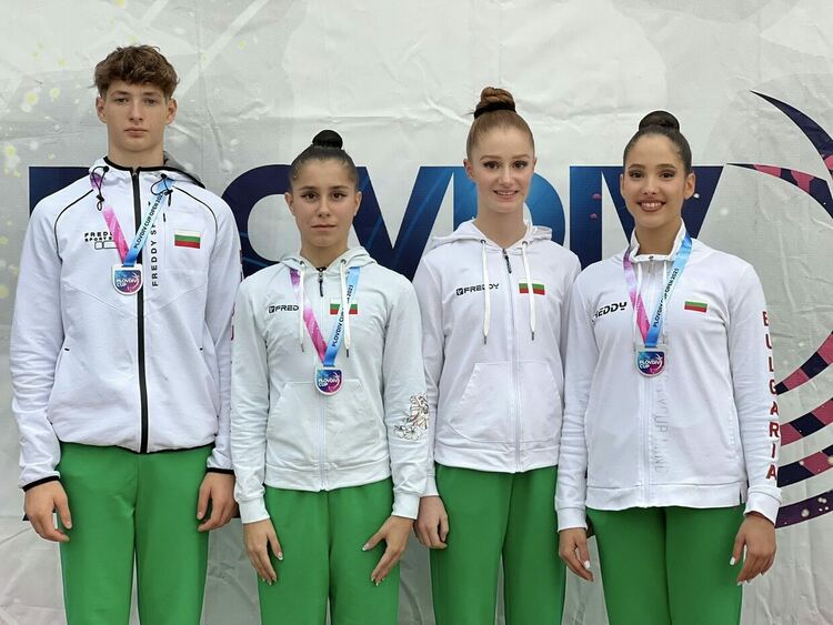 „Мега Спорт“ извоюваха три сребърни медала от престижен турнир в Пловдив