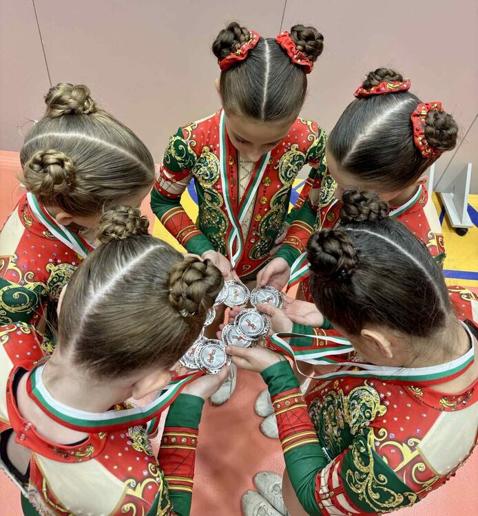 Много ценни медали за състезателите на „Виолена“ от държавното първенство по аеробика