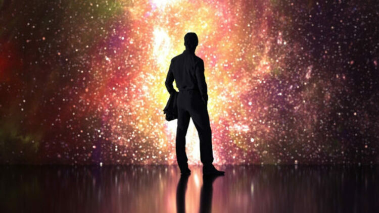 Астрофизик обяснява, че Вселената може да „завърши“ с тъмна вечност 
