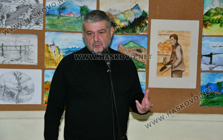 Изложбата „В духа на ... Димитър Иванов - Лицо“ предизвика истински фурор