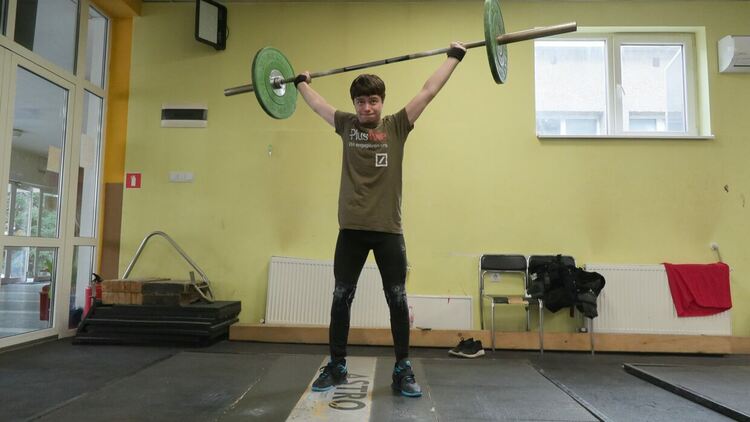 Три медала и отборна купа за хасковските щангисти на Държавното първенството