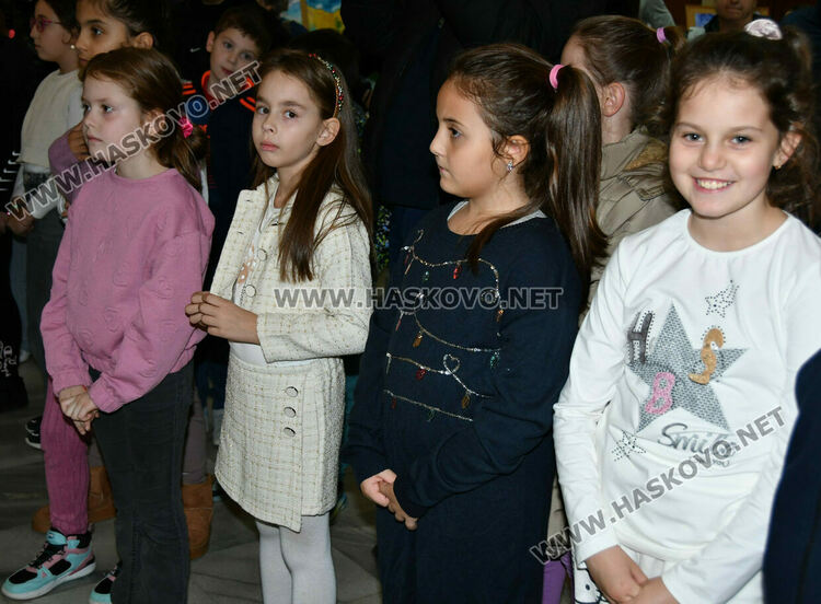 Изложбата „В духа на ... Димитър Иванов - Лицо“ предизвика истински фурор