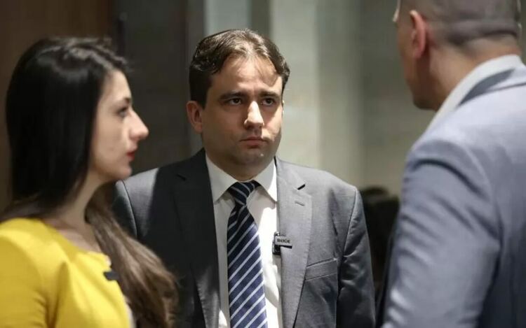 Божидар Божанов