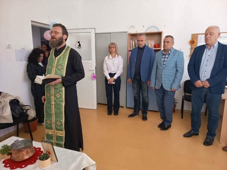 Откриха  Сензорна стая в Центъра за социална рехабилитация и интеграция за деца с увреждания