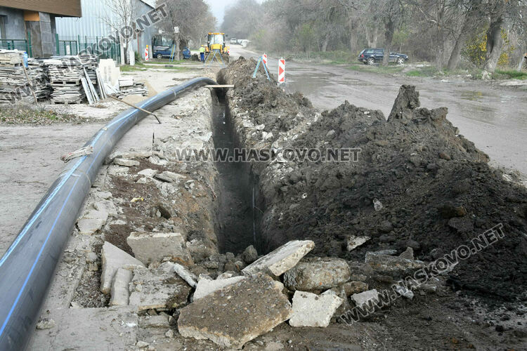 Започна изграждането на 14 нови водопровода с обща дължина около 15 км в Хасково