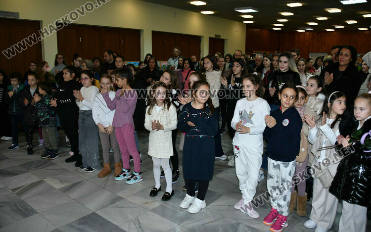 Изложбата „В духа на ... Димитър Иванов - Лицо“ предизвика истински фурор