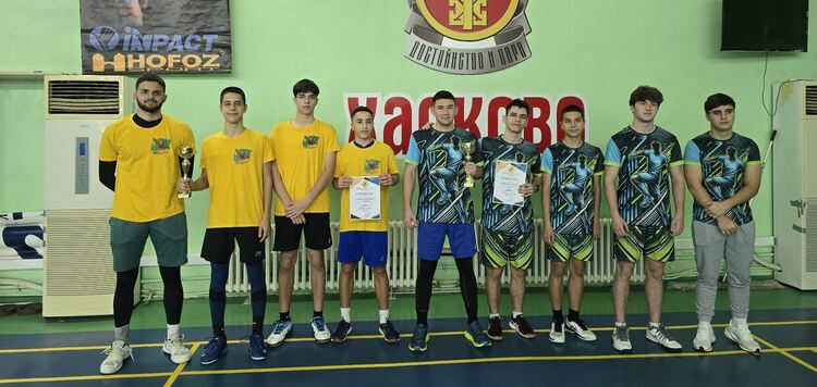 С битките по бадминтон завършиха ученическите игри в Хасково