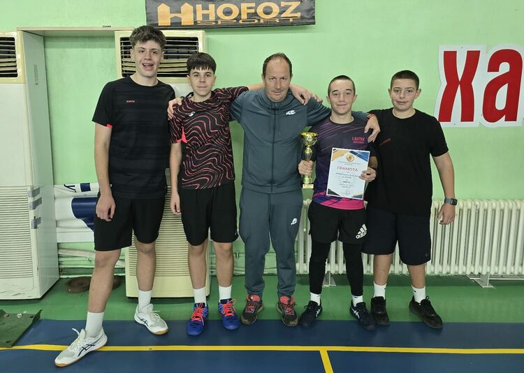 С битките по бадминтон завършиха ученическите игри в Хасково