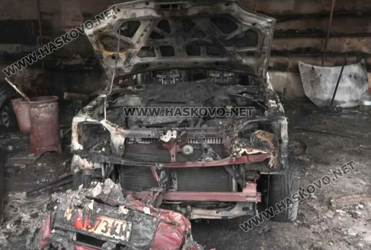 От печка на дърва е предизвикан пожарът в автосервиза в Димитровград